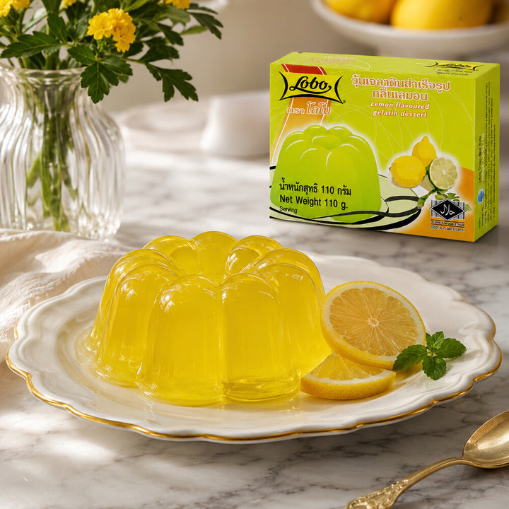 Lobo Lemon Flavoured Gelatin Dessert prepared with fresh lemon