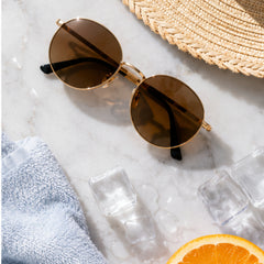 Sun-care accessories with a cooling summer theme