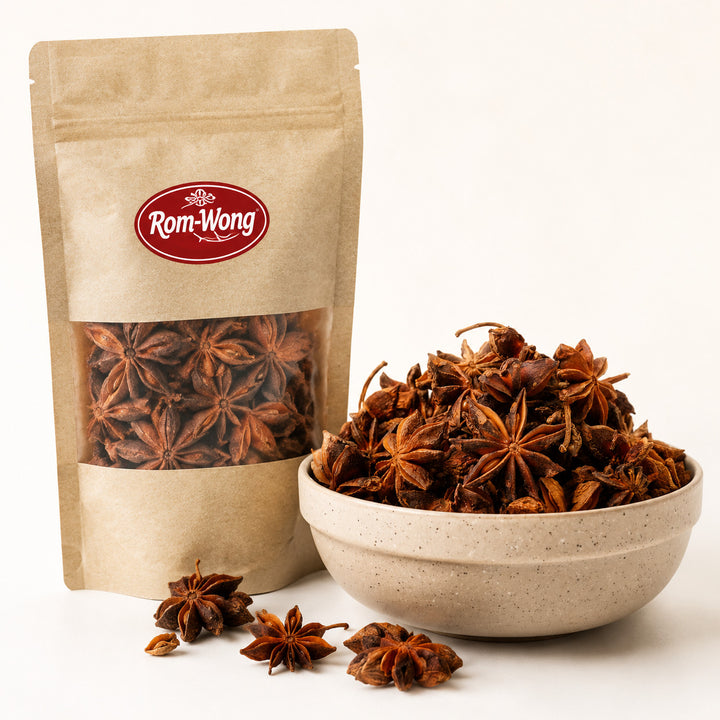 Rom-Wong whole star anise with serving bowl