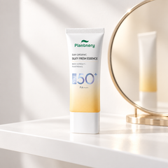 Plantnery Sun Organic Silky Fresh Essence Sunscreen SPF50+ PA++++ 40 ml - lifestyle image