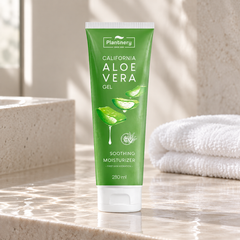 Plantnery California Aloe Vera Soothing Gel 280 ml - lifestyle image