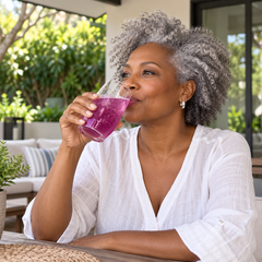 CHAMÉ sparkza customer using product, lifestyle image 2