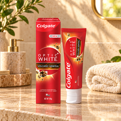 Colgate Optic White Volcanic Mineral 100g – warm bathroom lifestyle
