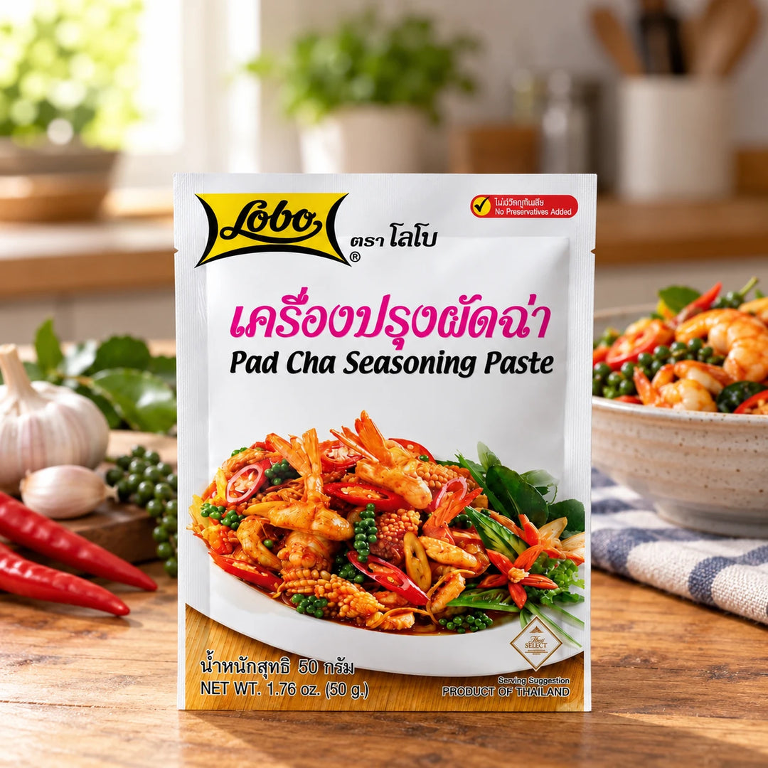 Lobo Pad Cha Seasoning Paste 50g — lifestyle photograph