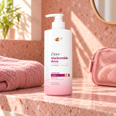 Dove Niacinamide Detox Micellar Shampoo 380 ml — single-unit lifestyle photograph