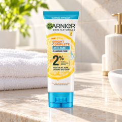 Garnier Bright Complete Anti-Acne Cleansing Foam 100 ml — retail packaging detail