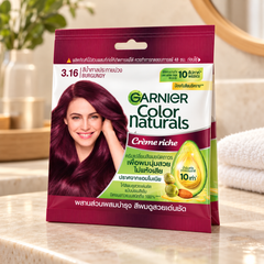 Garnier Color Naturals Crème Riche 3.16 Burgundy — lifestyle view