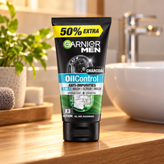 Garnier Men Oil Control 3-in-1 Charcoal Foam 150 ml — lifestyle view