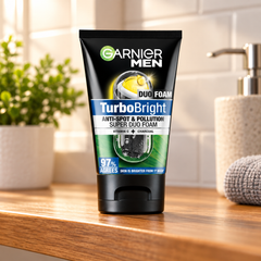 Garnier Men Turbo Bright Super Duo Foam 100 ml — lifestyle view