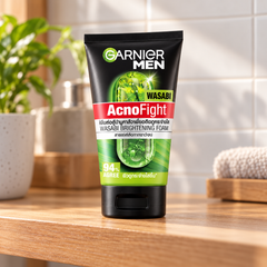 Garnier Men Acno Fight Wasabi Anti-Bacteria Foam 100 ml — lifestyle view