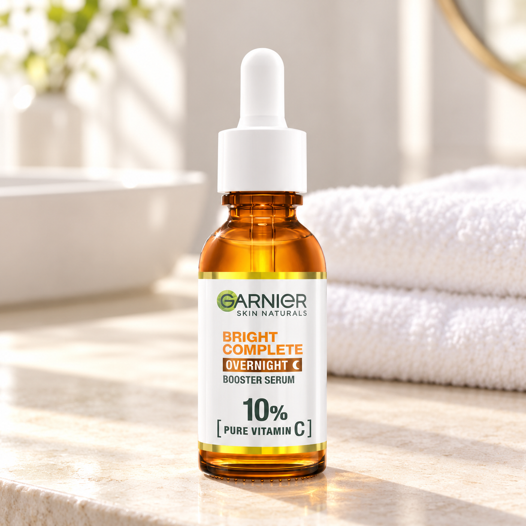 Garnier Bright Complete Overnight Booster Serum 30 ml — retail packaging detail