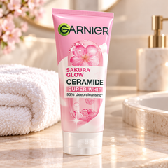 Garnier Sakura Glow Ceramide Super Whip 100 ml — lifestyle view
