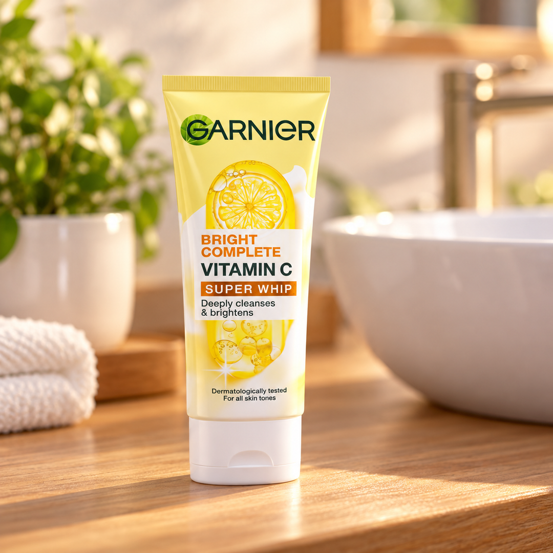 Garnier Bright Complete Vitamin C Super Whip Foam 100 ml — lifestyle view