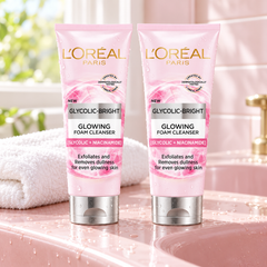L'Oréal Paris Glycolic-Bright Glowing Daily Foam Cleanser Duo — 2 x 100 ml — lifestyle photograph 1