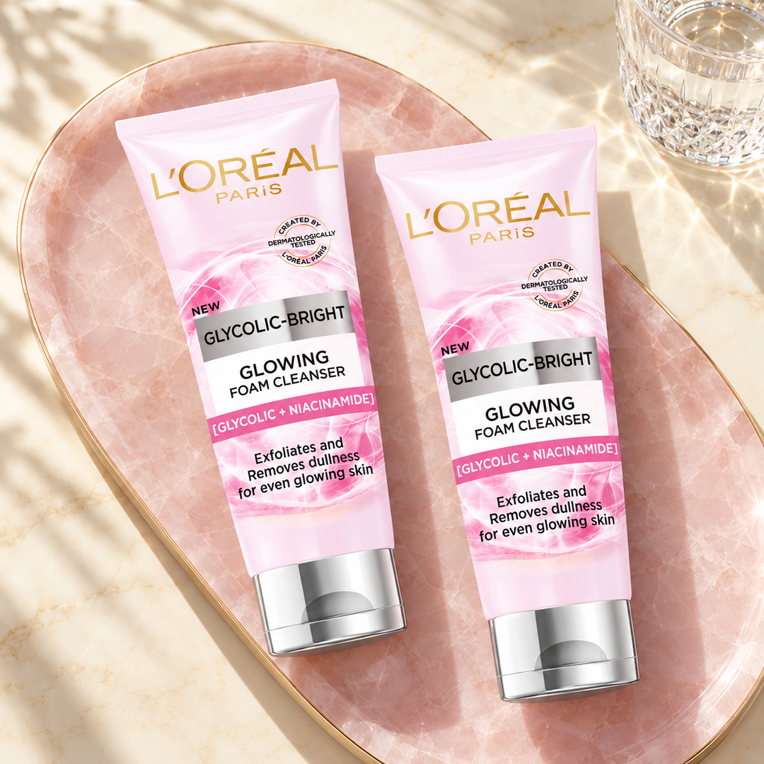 L'Oréal Paris Glycolic-Bright Glowing Daily Foam Cleanser Duo — 2 x 100 ml — lifestyle photograph 2