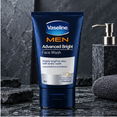 Vaseline Men Advanced Bright Face Wash 100 g × 2 – lifestyle image