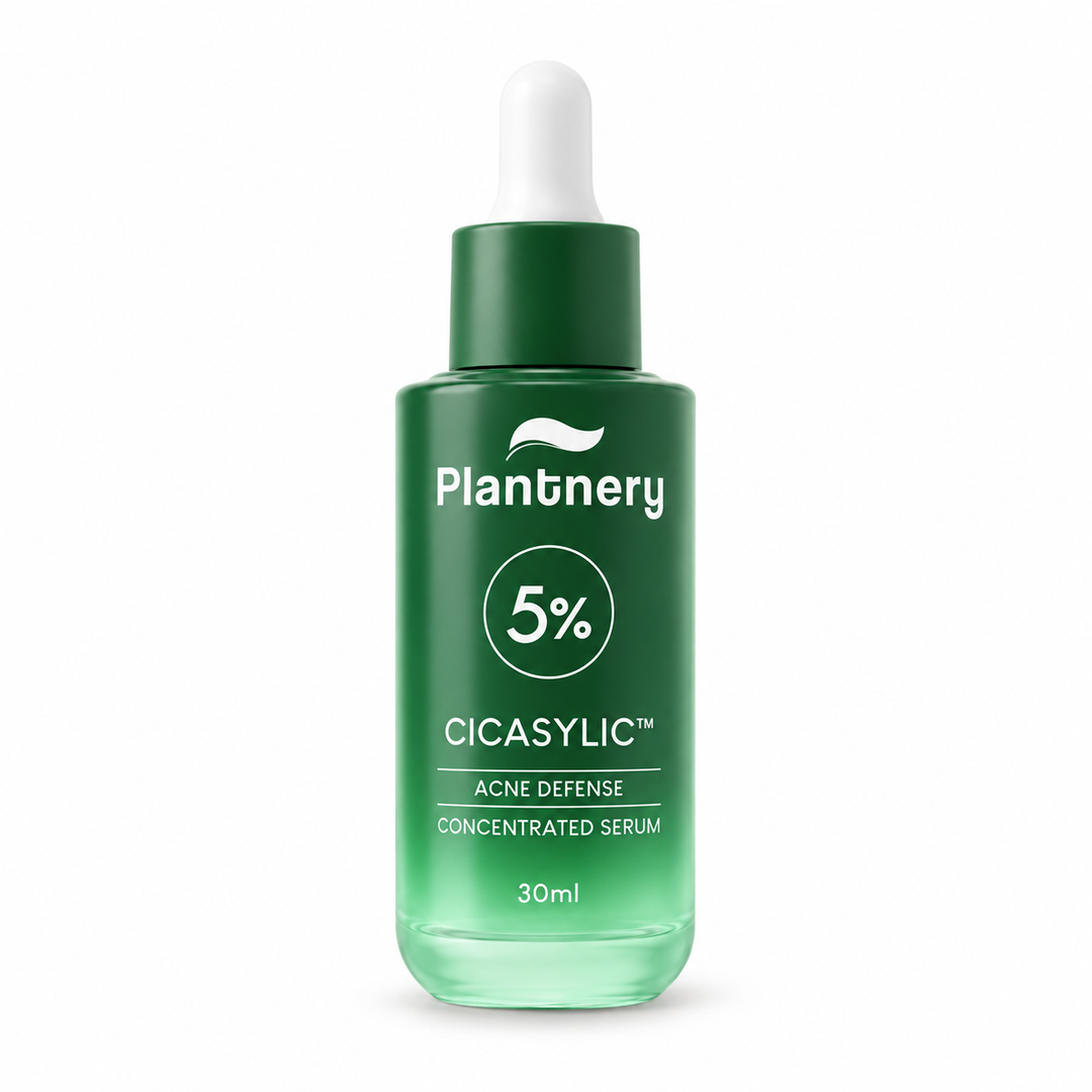 Plantnery 5% Cicasylic Concentrated Serum 30 ml on white background