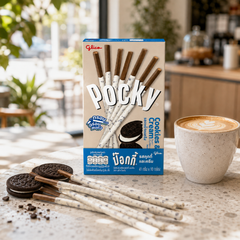 Glico Pocky Cookies & Cream – lifestyle