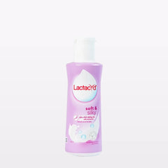 Lactacyd Soft & Silky Daily Feminine Wash 150ml × 2 — product photograph