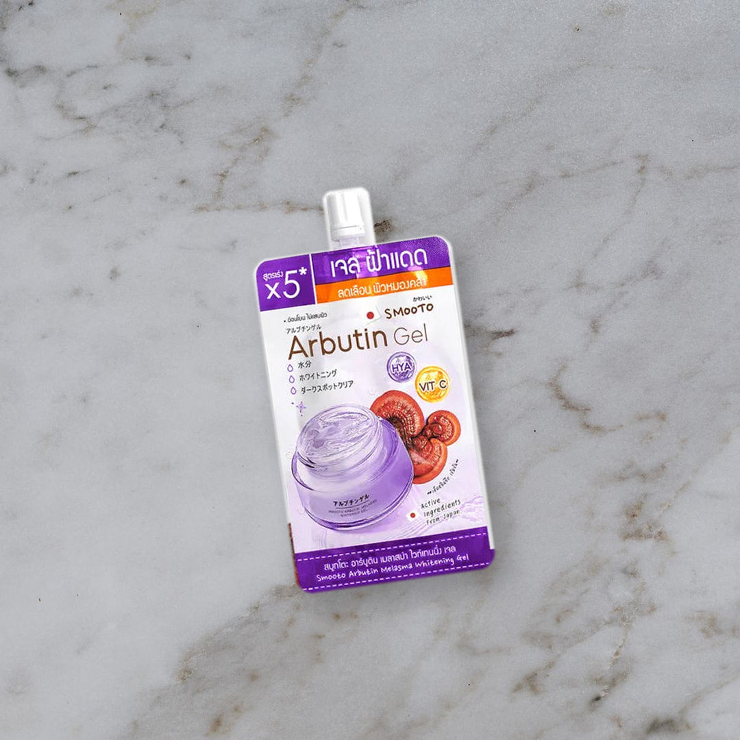 Smooto Smooto Arbutin Melasma Whitening Gel 30 g, vue sur marbre