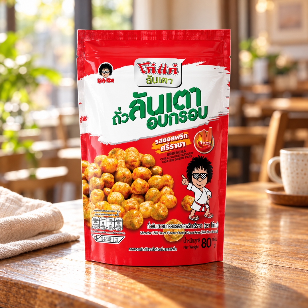 Koh-Kae Sriracha Flavour Crispy Green Peas lifestyle illustration, individual 80 g pouch