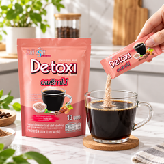 Beauti Srin Detoxi Americano — preparing the drink